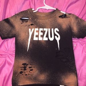 Yeezus t-shirt 4T